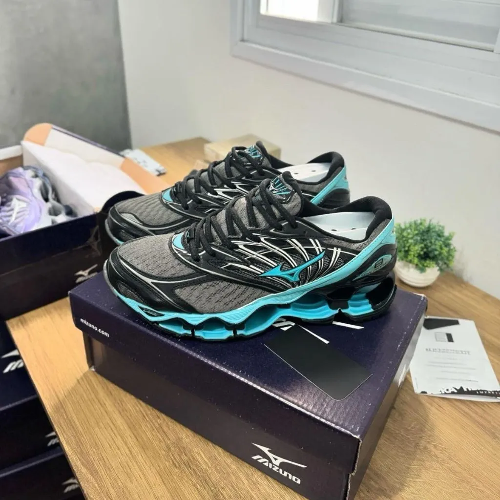Mizuno Pro 8
